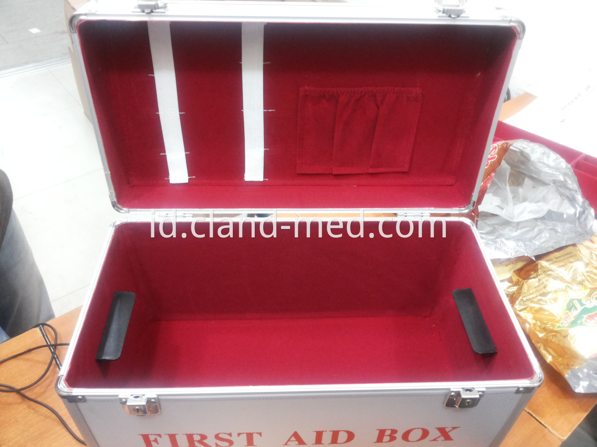 First aid kits (2)